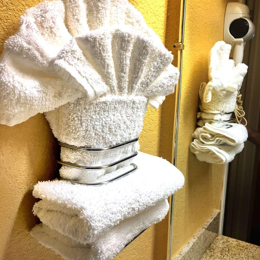 Americas Best Value Inn And Suites Little Rock Værelse billede