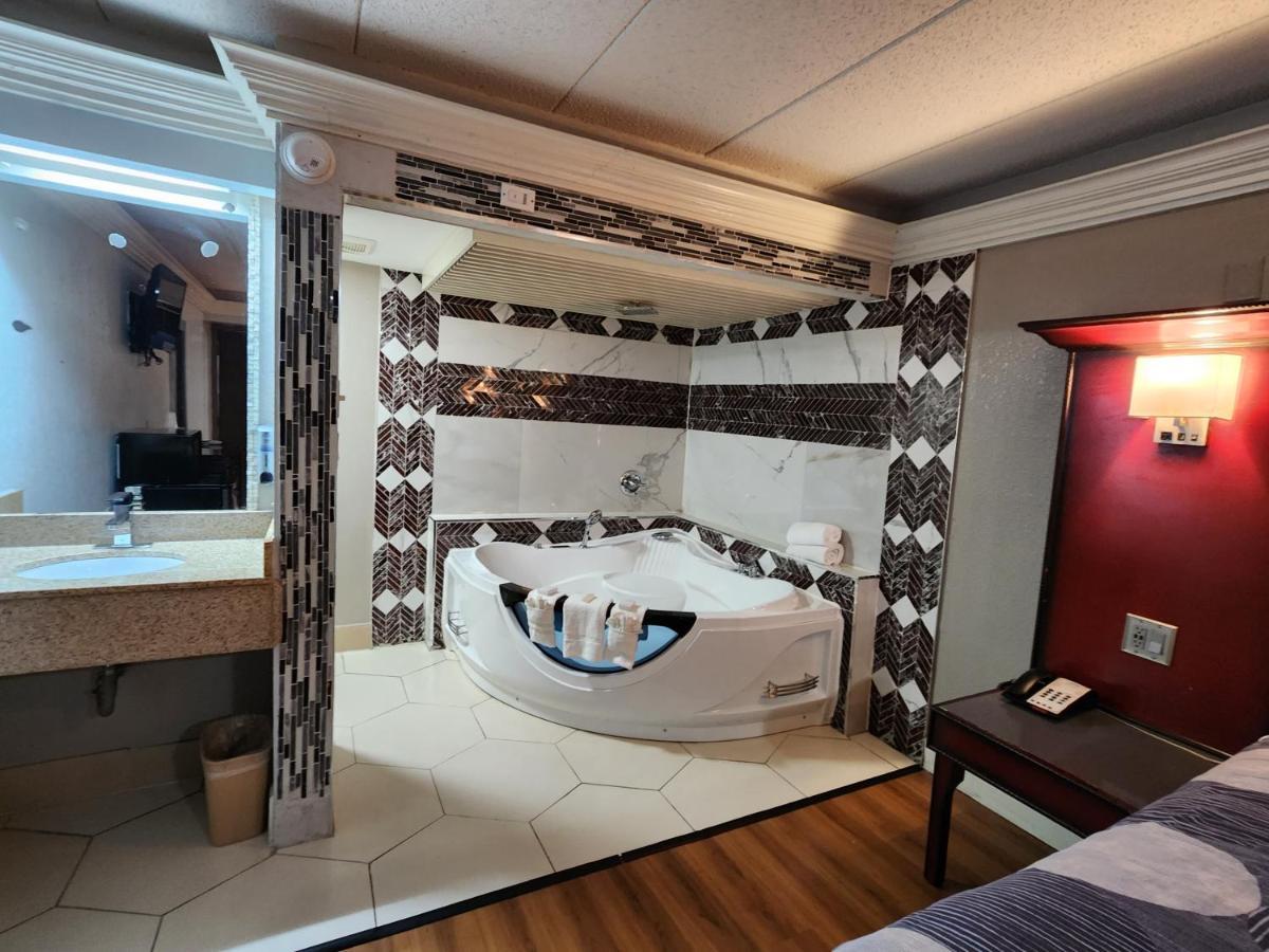 Americas Best Value Inn And Suites Little Rock Eksteriør billede