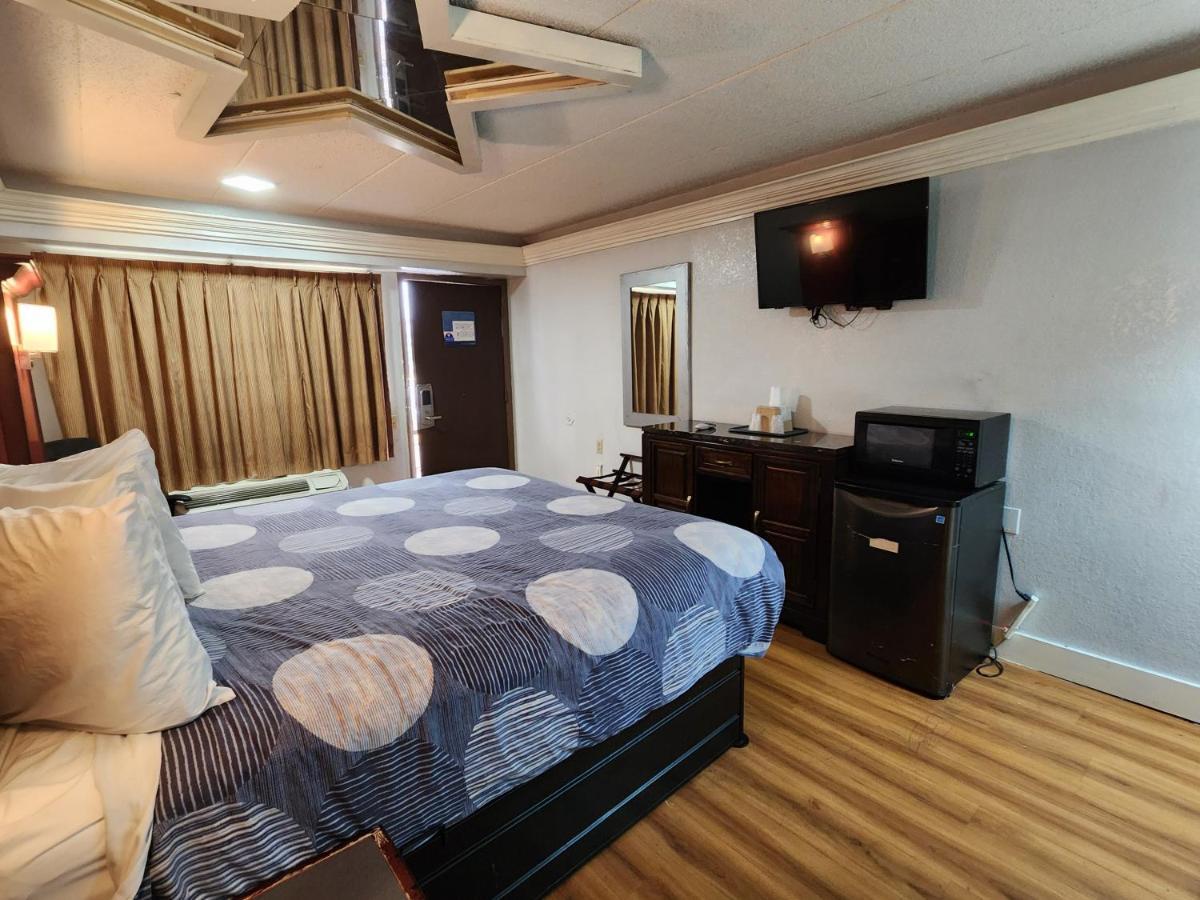 Americas Best Value Inn And Suites Little Rock Eksteriør billede