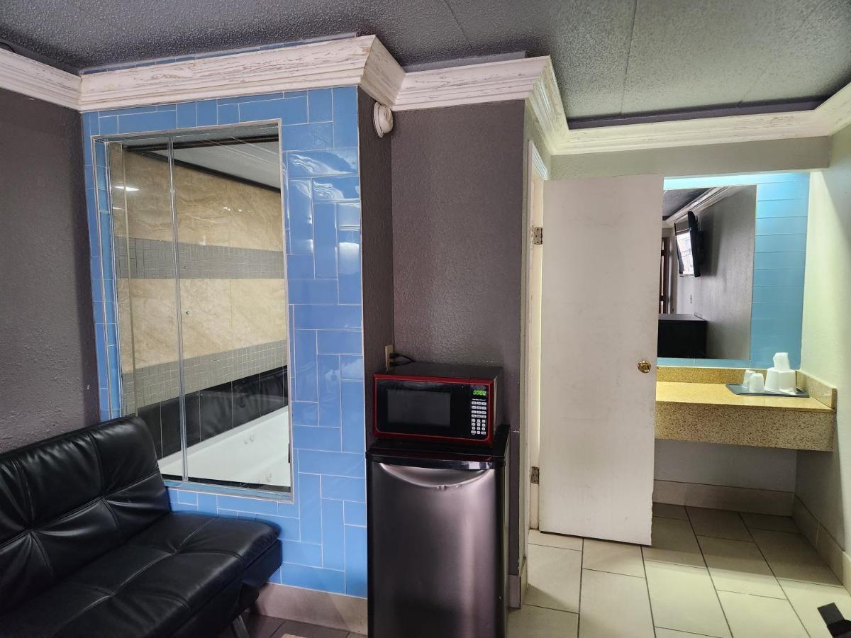 Americas Best Value Inn And Suites Little Rock Eksteriør billede