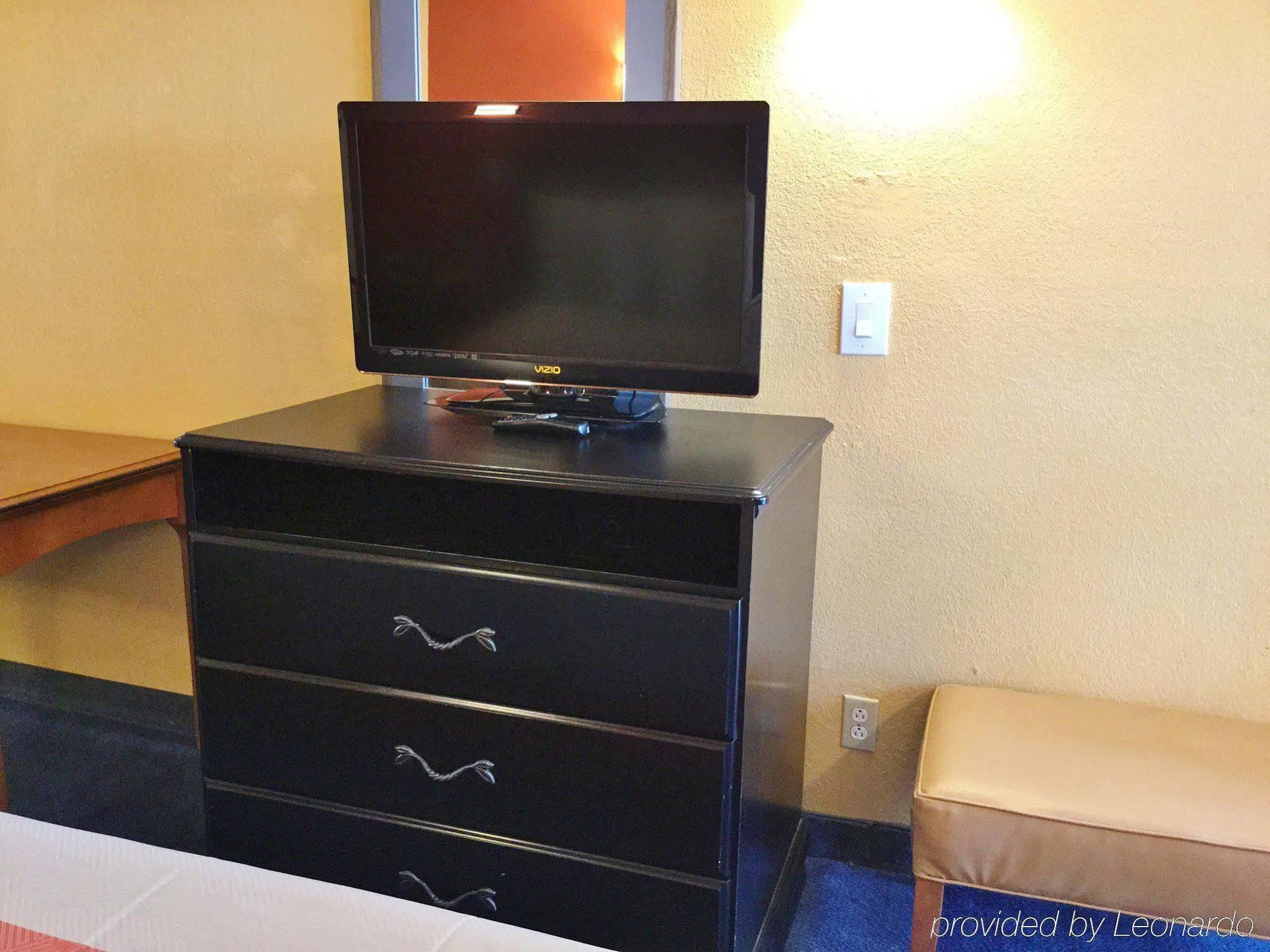 Americas Best Value Inn And Suites Little Rock Eksteriør billede